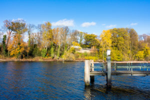 Berlin, Wannsee, Fähranleger, Blick zur Pfaueninsel Berlin, Wannsee, Fähranleger, Blick zur Pfaueninsel